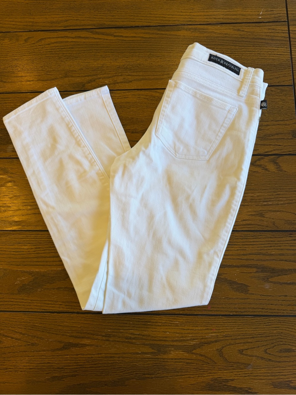 Rock & Republic Women’s White Skinny Jeans - Classic Slim Fit